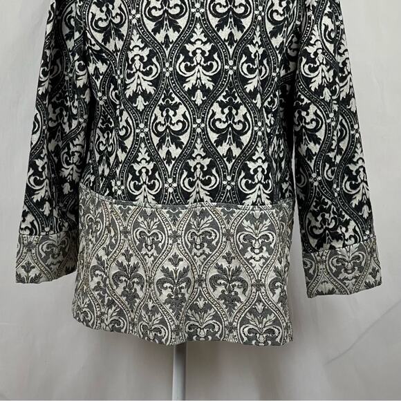 Chico’s Black  Light Gray Beaded Sequined Cottage Boho Chic Jacket NWOT Size 8P - Picture 7 of 14